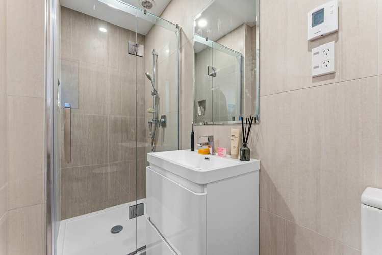 74E Langana Avenue Browns Bay_16
