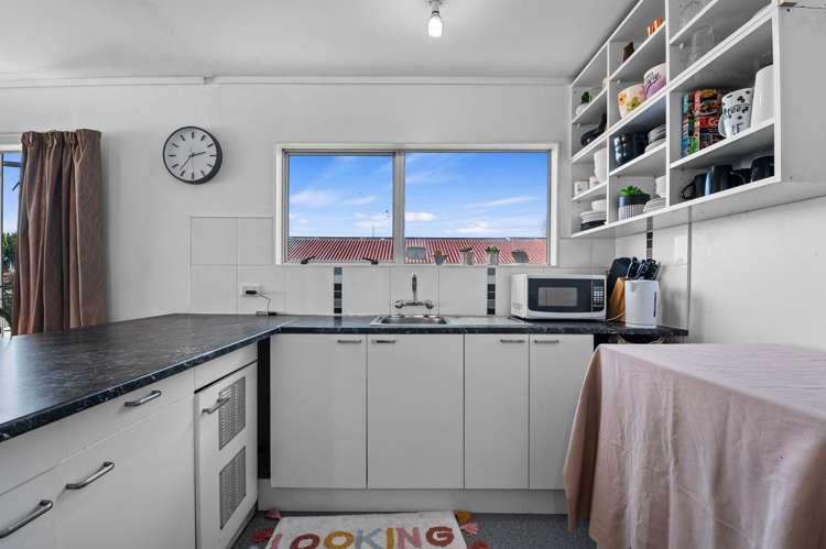 12 Cypress Place Owhata_5