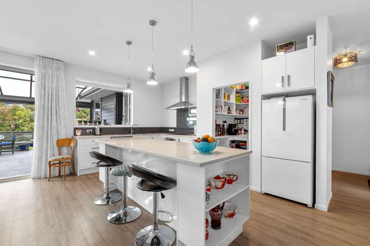 32 Fairfax Crescent Pyes Pa_6