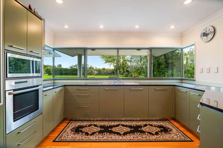 88 Boord Crescent Kumeu_8