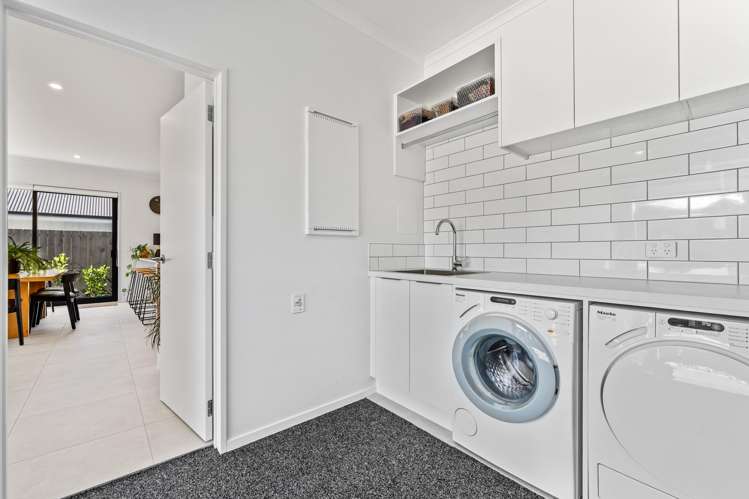 33 Cambie Avenue Red Beach_19