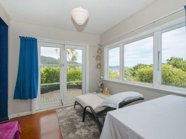 3 Church Lane Point Howard_9