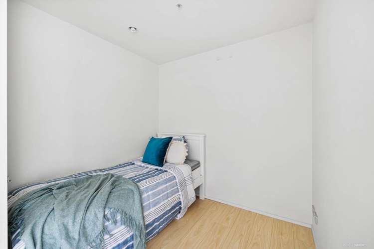 1409/30 Beach Road Auckland Central_5