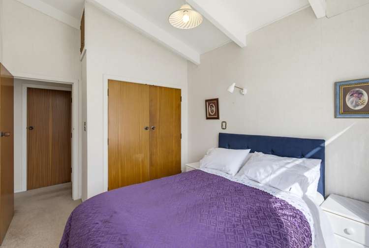 556 Queen Street East Levin_24