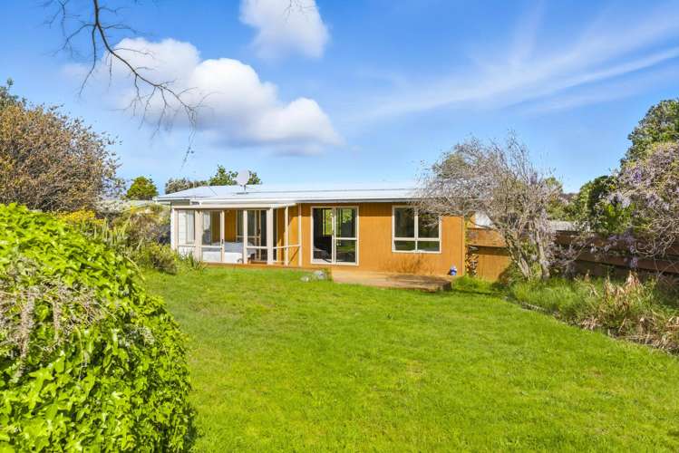29 Sarah Street Waikawa Beach_21