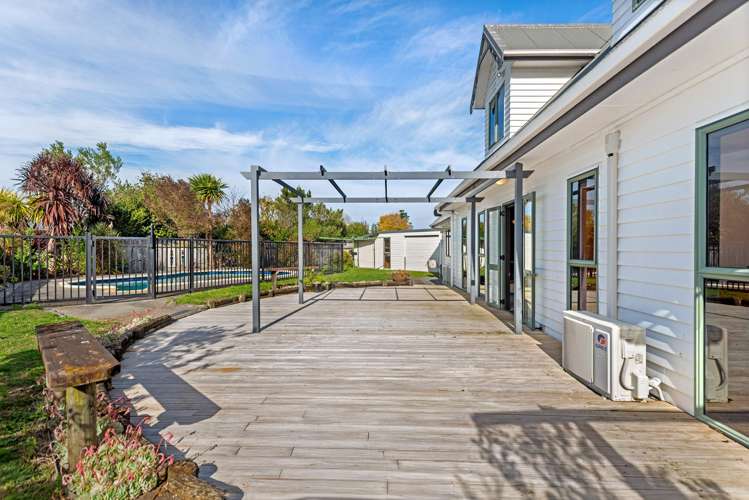 12 Ruru Avenue Lytton West_29