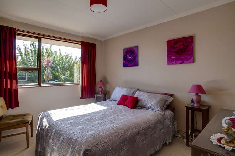 170 Pages Road Marchwiel_11