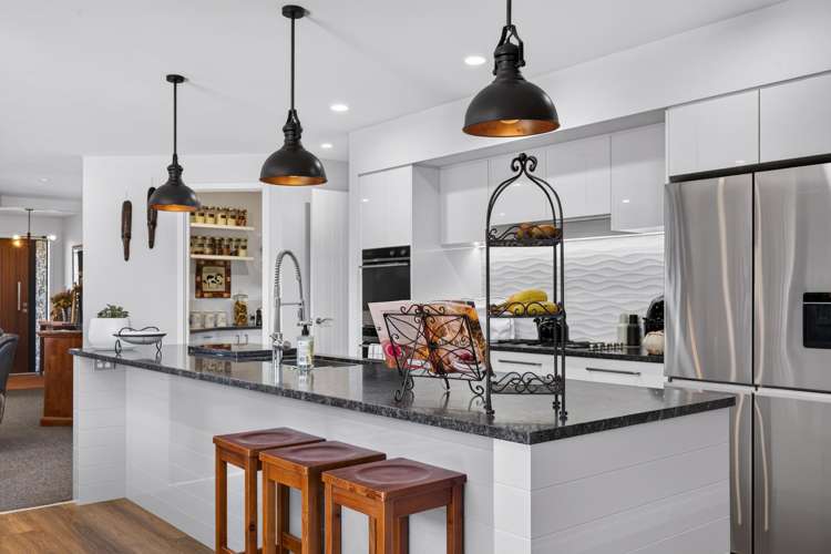 5 Ruahine Road Poraiti_8