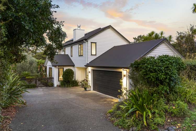 33 Roland Road Greenhithe_27