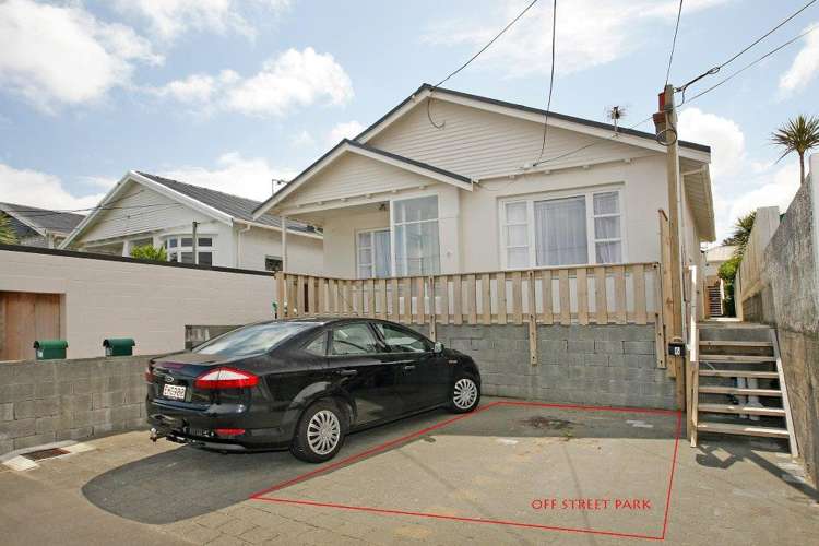 6 Trent Street Island Bay_12