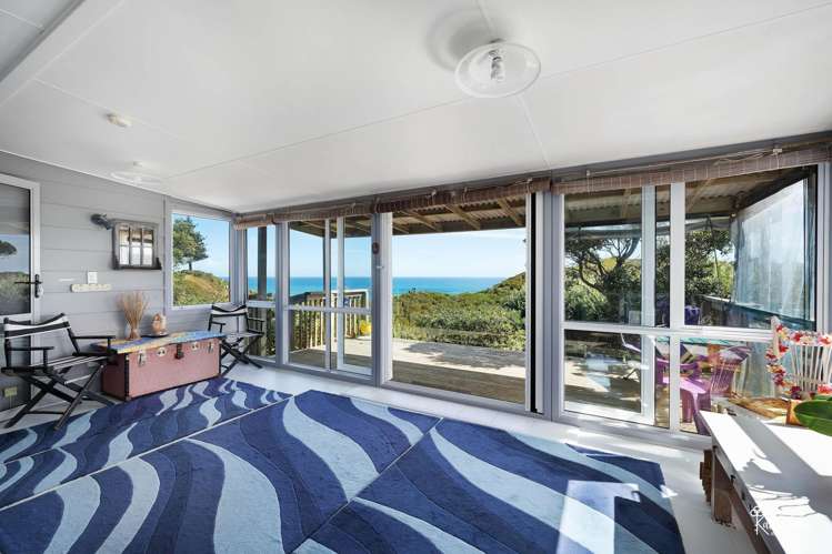 13 Bayly St Baylys Beach_13