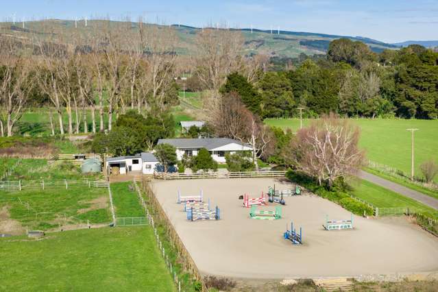Exceptional 7.6 Ha Lifestyle - Superb Location