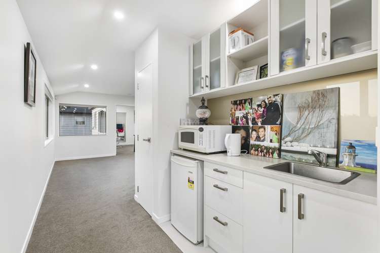 32a May Road Mount Roskill_17