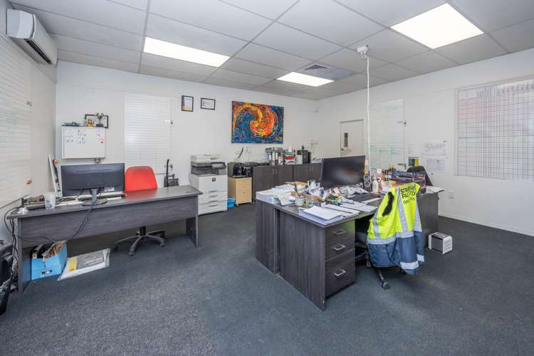 13 (A-B) Lake Road Frankton_7