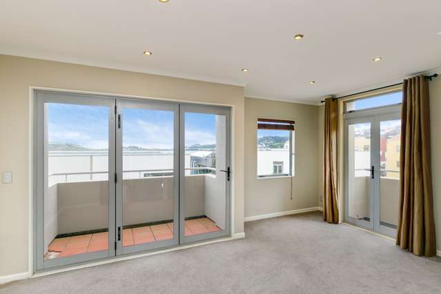 55/305 Evans Bay Parade Hataitai_4