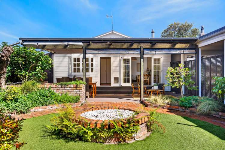 109 Vigor Brown Street Napier South_2