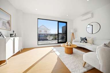 215 & 217 Henwood Road_2