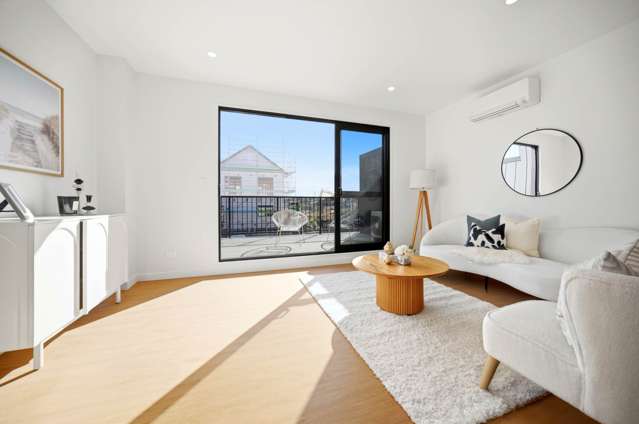 215 & 217 Henwood Road Westgate_3