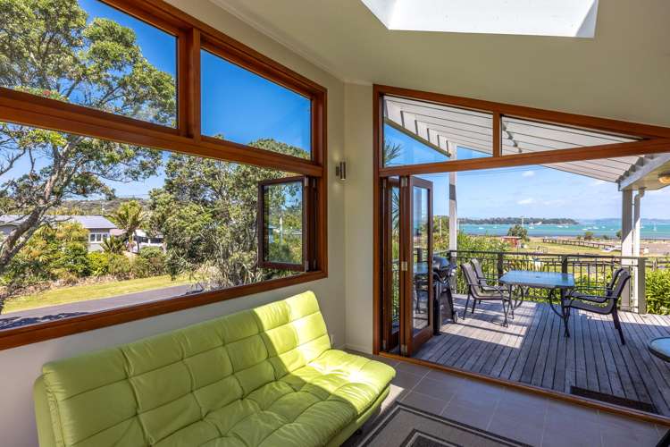 49 Tahatai Road Oneroa_8