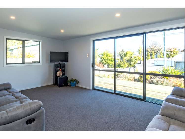 18 Simons Street Twizel_2