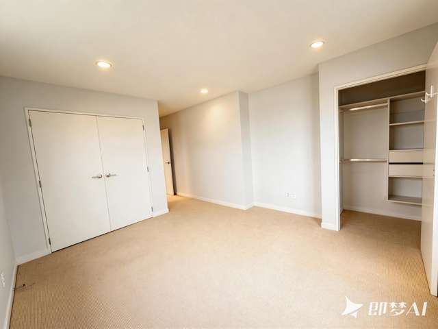 8 Lords Way Silverdale_4