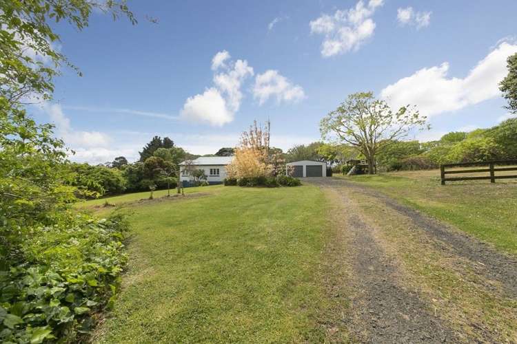 839 Ridge Road Riverhead_6