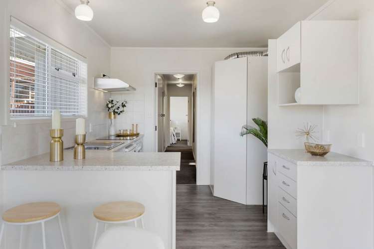 3/23 Lake Road Northcote_8