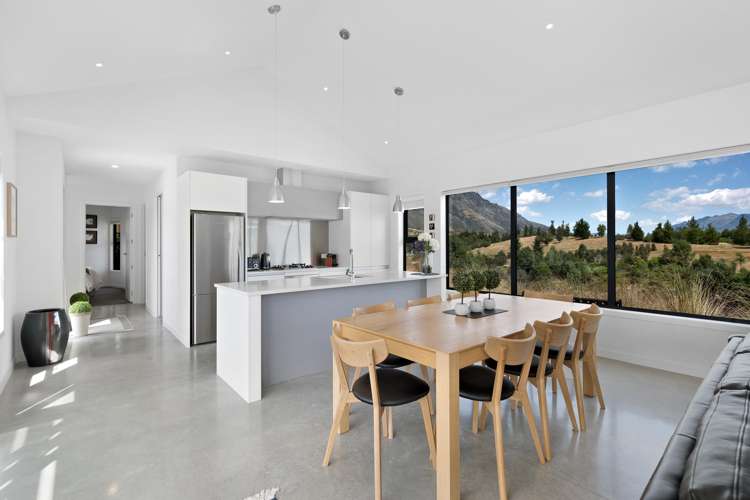 28 Mckellar Drive Jacks Point_17