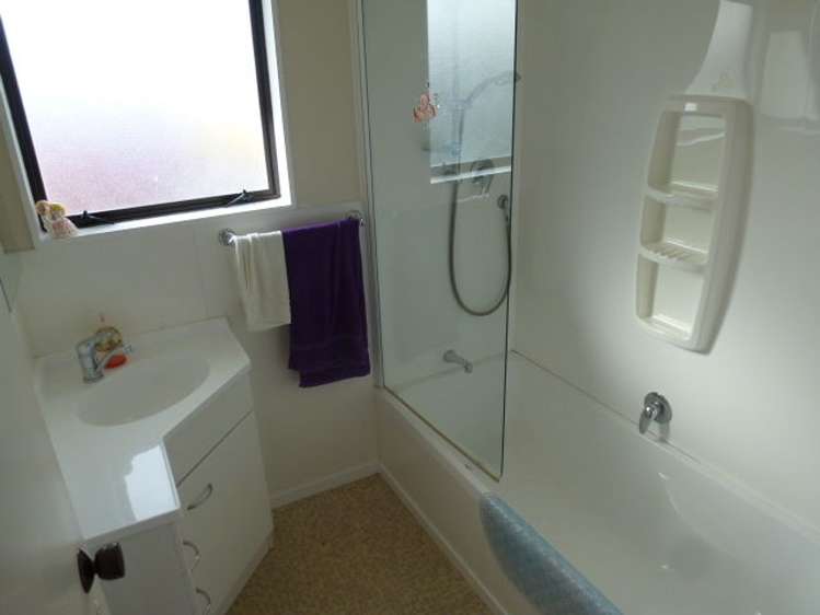 135 Sharyn Place Whangamata_10