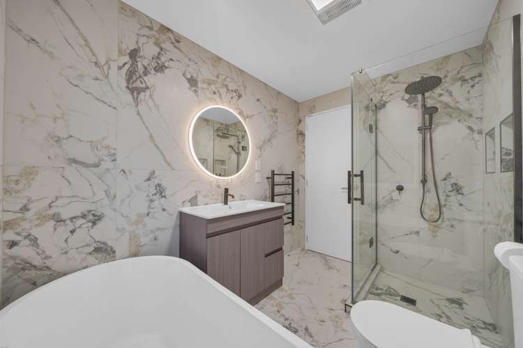 89C St Annes Crescent Wattle Downs_16