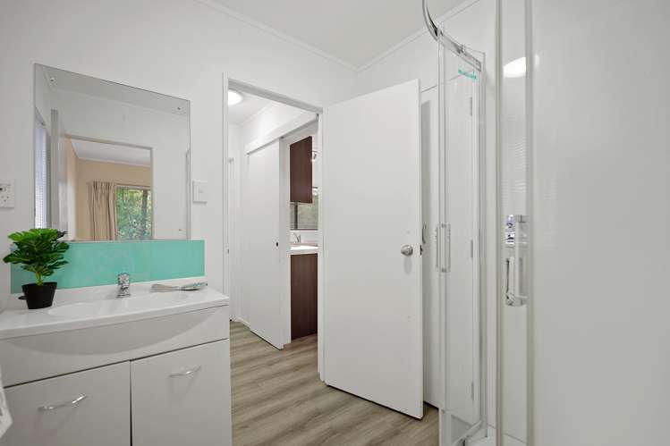 2/17 Weetman Drive Browns Bay_18