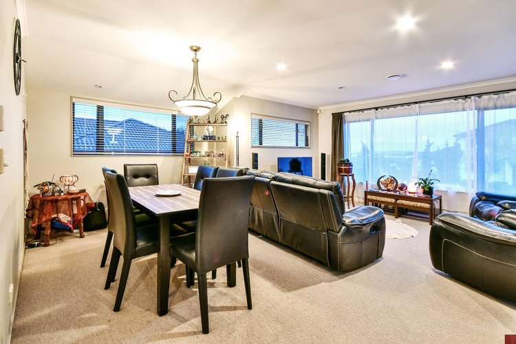 62 Gracechurch Drive Flat Bush_5