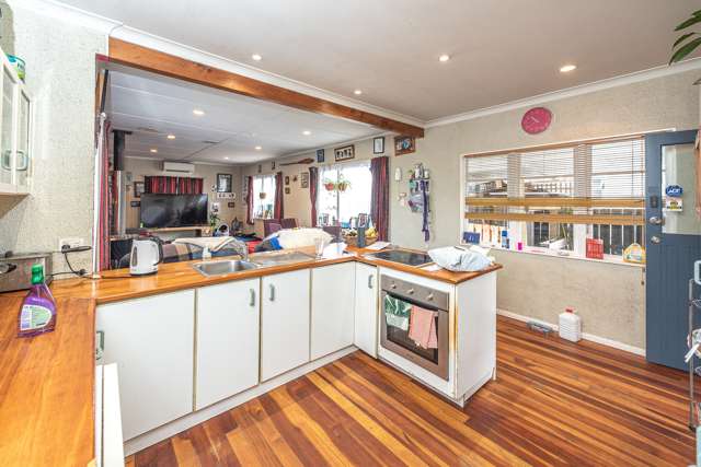 3 Totara Street Tawhero_2