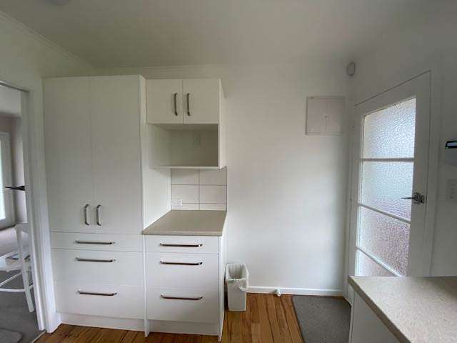 2/4 Westwell Road Belmont_1