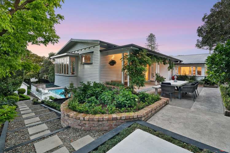 14 Handley Avenue Narrow Neck_15