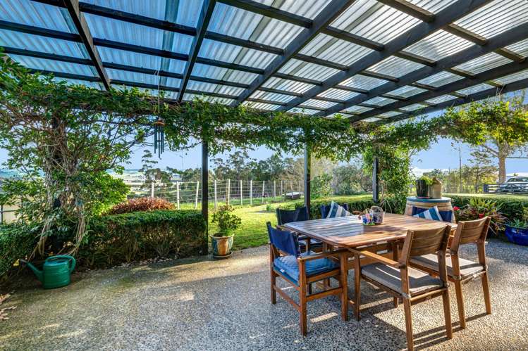 88 Pipitiwai Drive Helensville_10