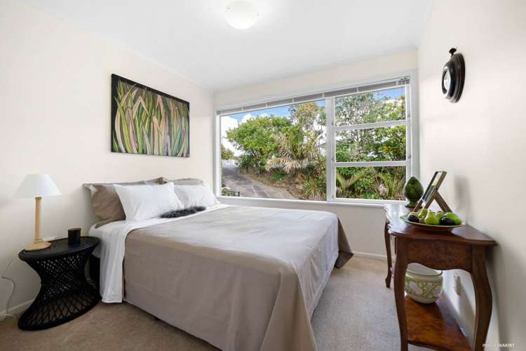 119 East Coast Road Castor Bay_19