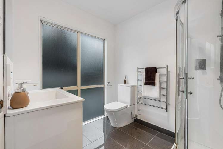 1 Bannings Way Hobsonville_13