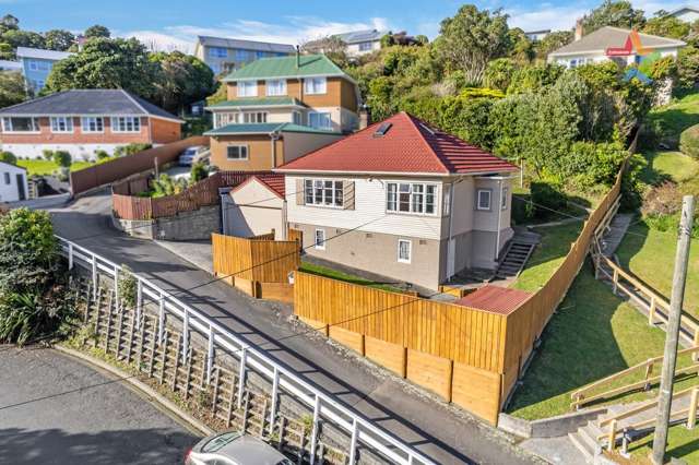 99 Sunshine Avenue Karori_1