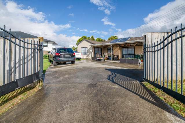 74 Hetherington Road Ranui_1
