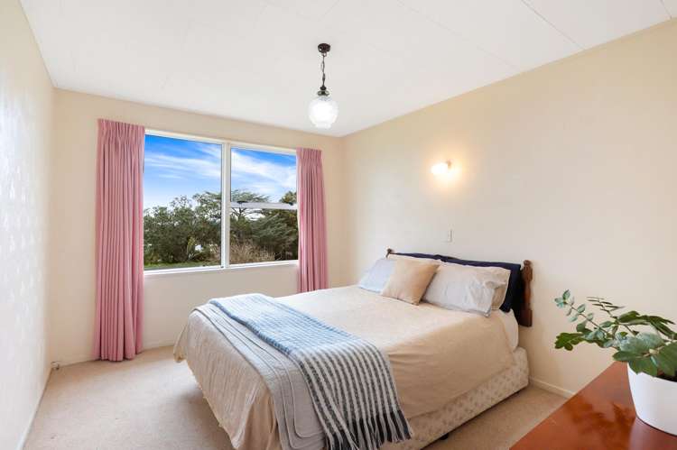 2 Pokapu Street Titirangi_12