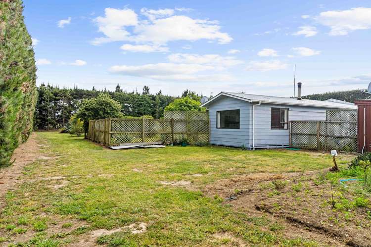 106 Thomsons Road Burnham_19