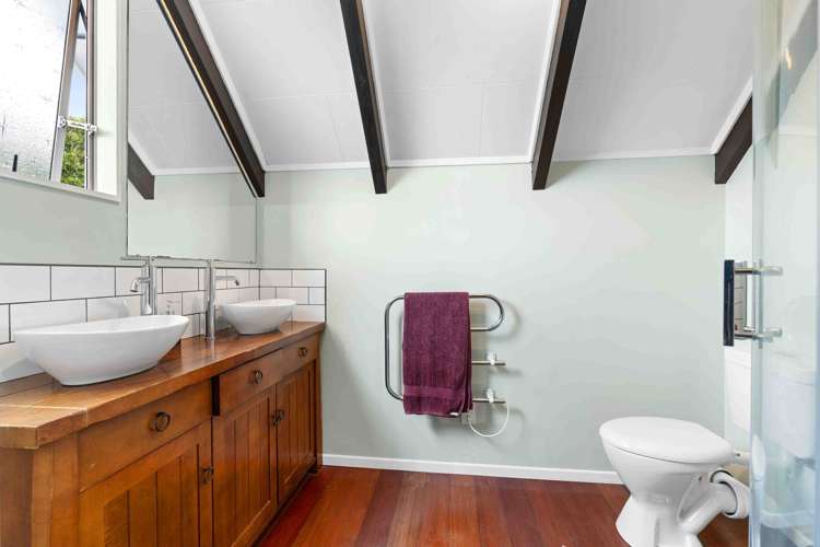 15 Carlton Terrace Westown_13