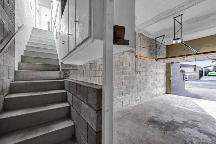 1/246 Courtenay Street Strandon_14