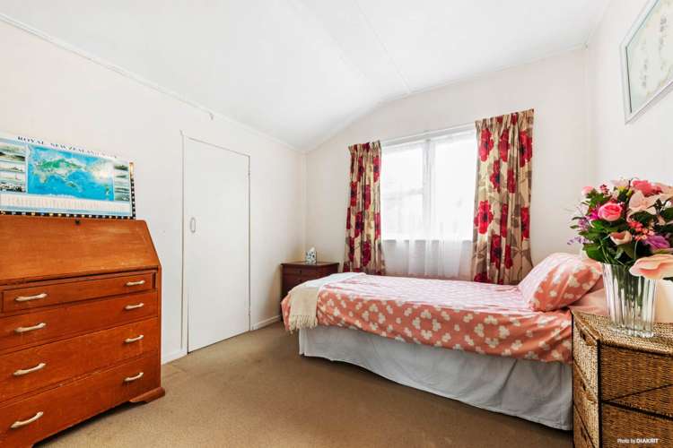 49 Roberts Road Te Atatu South_7