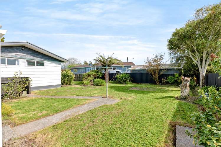 154 Brecon Road Stratford_21