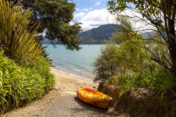 480 Moetapu Bay Road Anakiwa and Surrounds_5