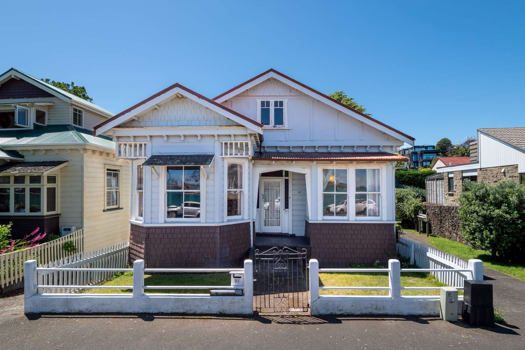 27 and 28 Queens Parade in Devonport, North Shore, Auckland, are for sale, tender closing December 4