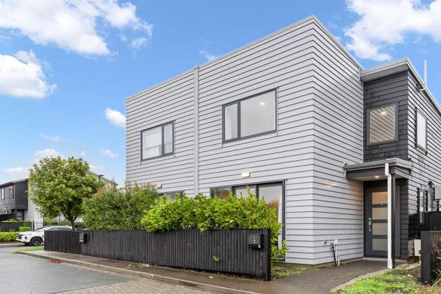 7 Kaman Seasprite Road Hobsonville_1