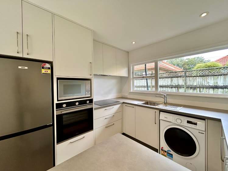 2/16 Lancing Road 1781_5